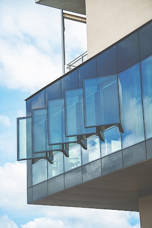 Eine Sage-Glass®-Fassade für den Erweiterungsbau