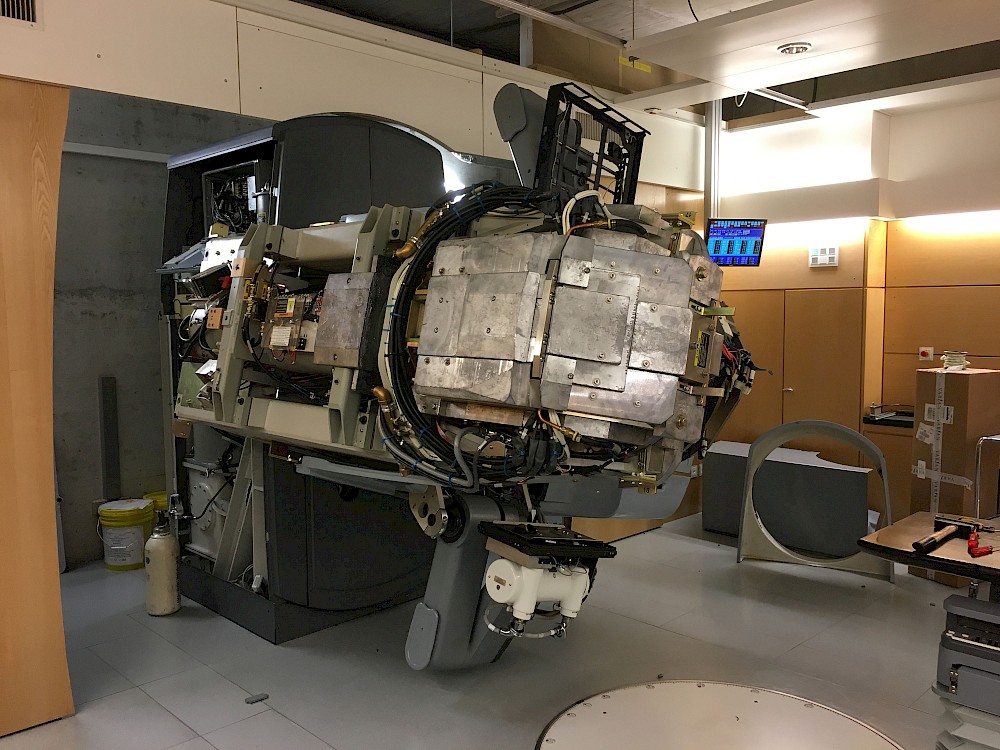 Ersatz Linearbeschleuniger, Stadtspital Triemli Zürich