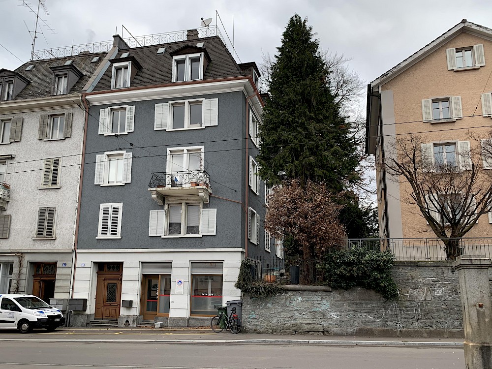 Umbau und Sanierung Mehrfamilienhaus