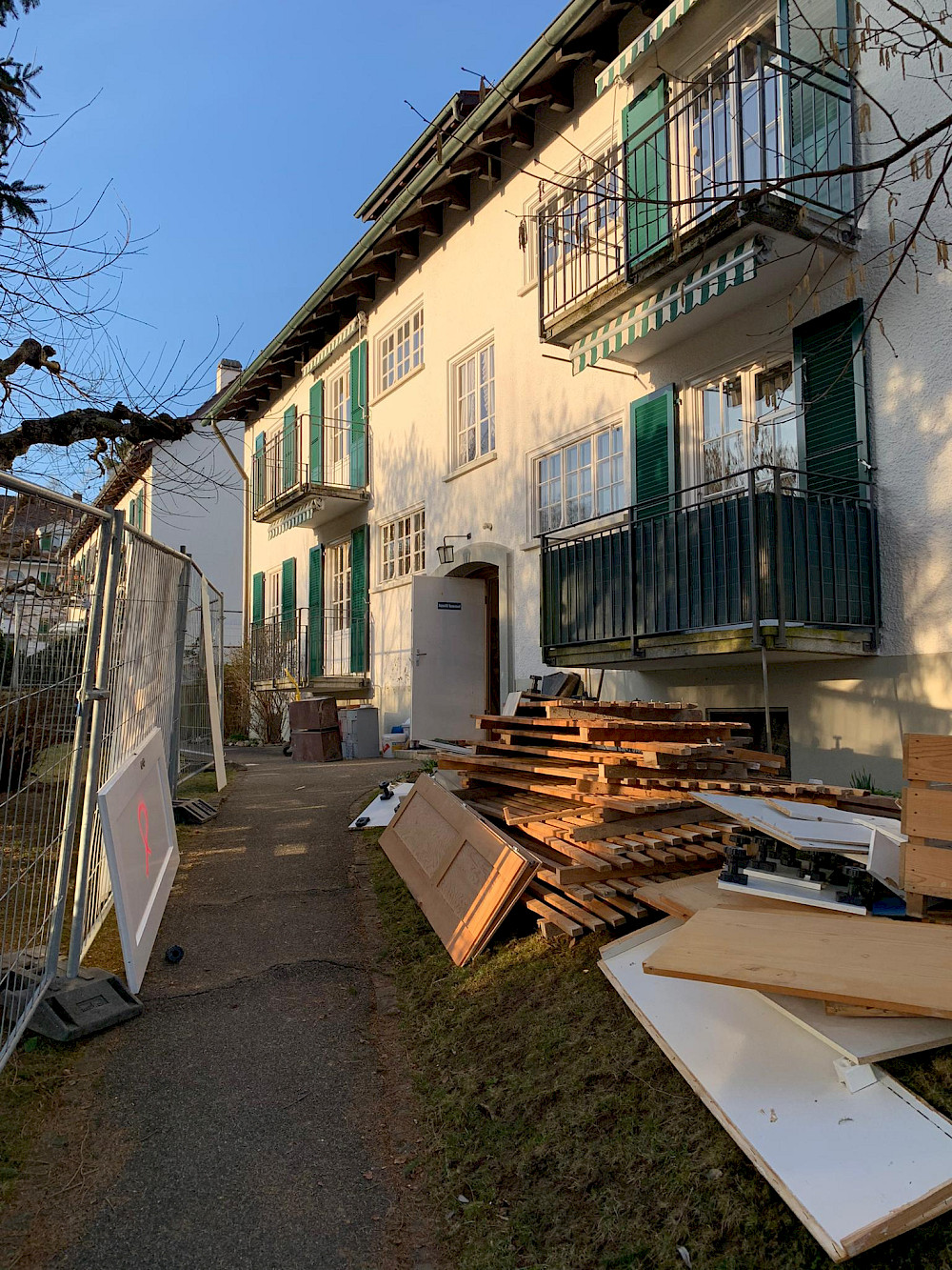 Umbau und Sanierung Mehrfamilienhaus