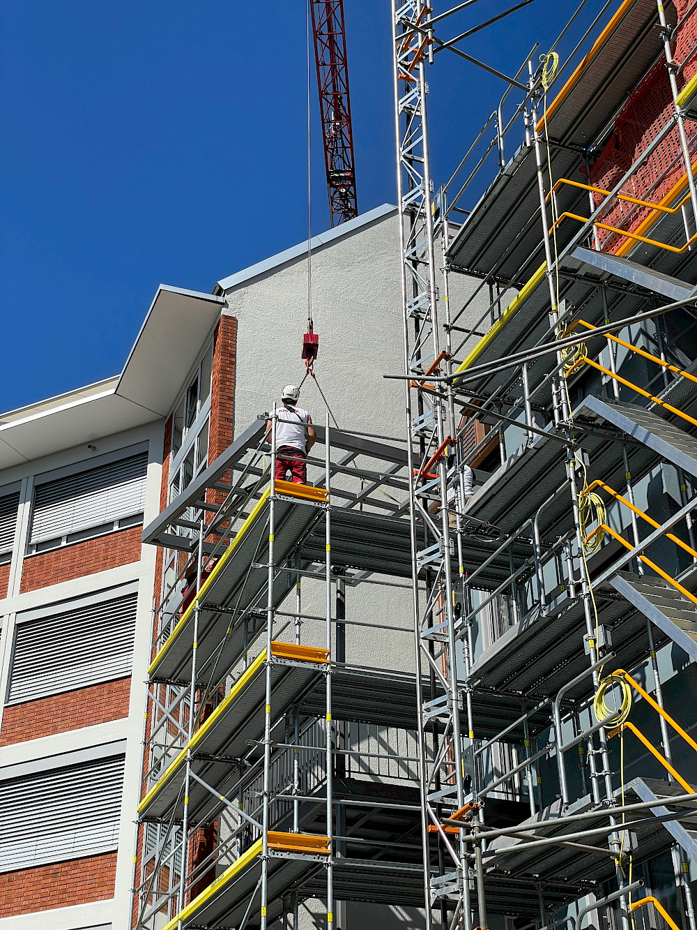 Umbau und Sanierung Mehrfamilienhaus